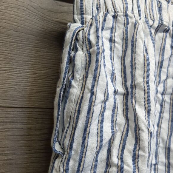 Hollister Pull On Elastic Waist Striped Shorts Women's Size Small - Picture 6 of 10